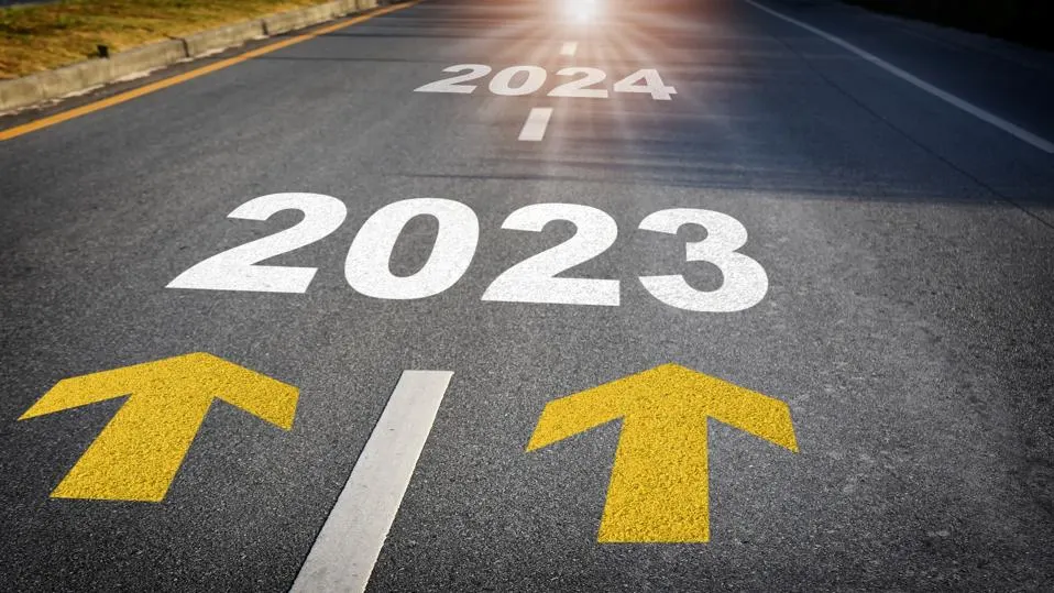 Cheers To 2023! Driving New Leadership Mindsets For 2024 with AI, Web3